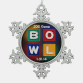 300 Perfect Game Bowling, Retro Design, Schneeflocken Zinn-Ornament (Vorderseite)