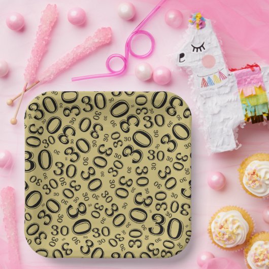 30. Age Random Number Pattern Schwarz/Gold Pappteller (Party)