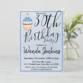 30. Blue Cupcake Geburtstagsparty Einladung (Stehend Vorderseite)