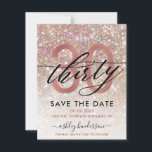 30. Geburtstag Chic Glitzer Ombre Save the Date<br><div class="desc">Moderne schicke,  mädchenhafte Save the Date Karte zum 30. Geburtstag. Design mit Champagner funkelnd Glitzer Textur,  Rose Gold 30 und Kalligraphie Drehbuch dreißig. Personalisieren Sie Ihre Daten mit einem Namen und Party.</div>