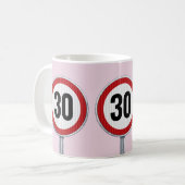 30. Geburtstag INDIVIDUELLES ALTER Geschwindigkeit Kaffeetasse (Vorderseite Links)