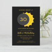 30. Geburtstag | Partial Solar Eclipse 2025 Party Einladung (Stehend Vorderseite)