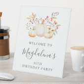 30. Geburtstag Party Pumpkin Herbstlaub Willkommen Sockelschild (In Situ)