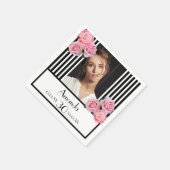 30. Geburtstag schwarze Streifen rosa blühendes Fo Serviette (Ecke)