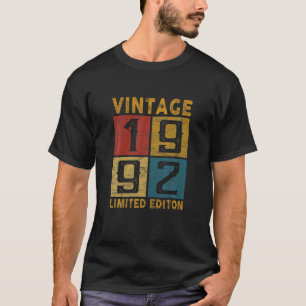 30. Geburtstag Vintag 1992 Geboren 1992 30 Jahre a T-Shirt