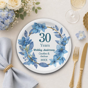 30. Hochzeitstag mit blauen Blumen und Perlen  Pappteller