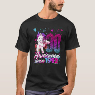 30 Jahre altes Einhorn, das am 30. Geburtstag eing T-Shirt