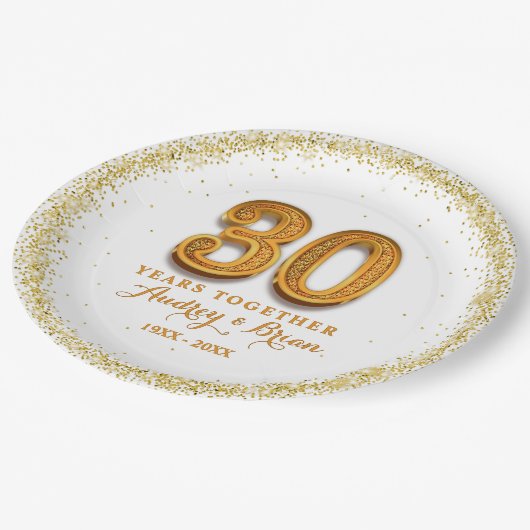 30. Jahrestag Personalisiert Pappteller (Schrägansicht)