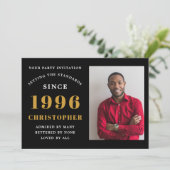 30th Birthday 1996 Black Gold Personalized Photo Einladung (Stehend Vorderseite)