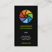 311-CAMERA BEREITEN | BUNTES GRÜN vor Visitenkarte (Rückseite)