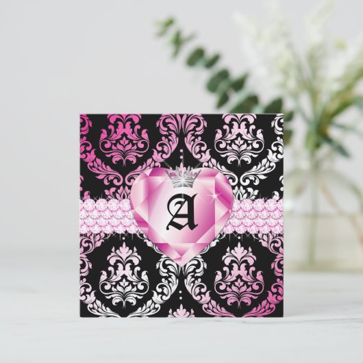 311 Haute Heart Hot Pink Lips Damask Metallic Einladung (Stehend Vorderseite)