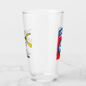 325. AIR 82. Im Flugzeug Division Bierglas Glas (Links)