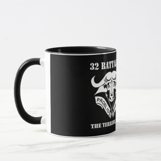 32-Bataillon-Tasse Tasse (Links)