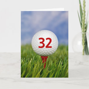 32. Geburtstag Golf Ball auf Red T-Shirt Karte