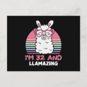 32 Year Old Bday Llamazing 32nd Birthday Llama Postkarte (Vorderseite)