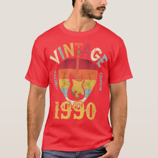 32 YearsOld Vintage 1990 Guitar Pick 32nd Birthday T-Shirt