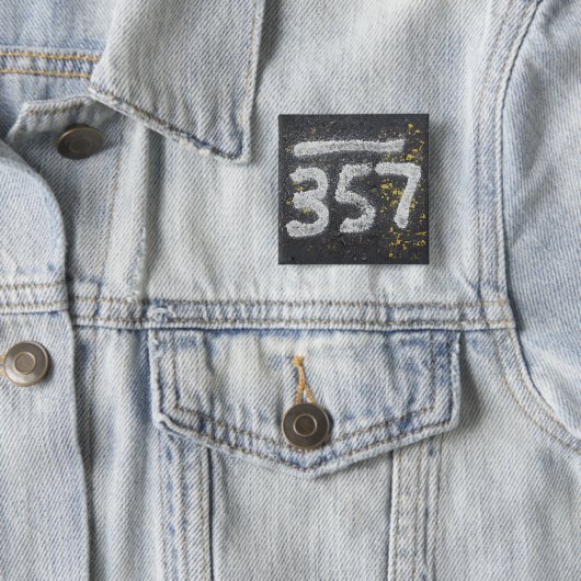357 Mason's and Angel Number Button (Beispiel)