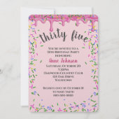 35. Geburtstag rosa Icing und Sprinklen Einladung (Vorderseite)
