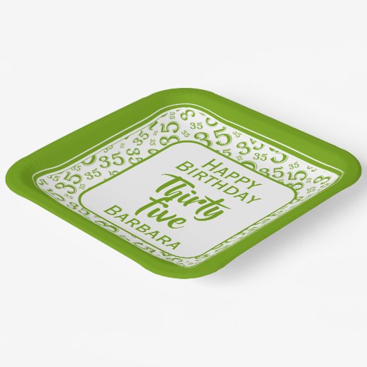 35. Party Random Number Pattern Grün/Weiß Pappteller (Gewinkelt)