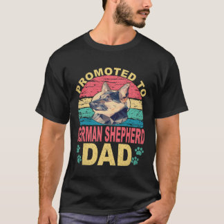 35 Zum Deutschen Schäferhund-Vater befördert Deuts T-Shirt