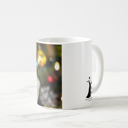 3620-Rote Rose mit Bokeh Kaffeetasse (VorderseiteRechts)