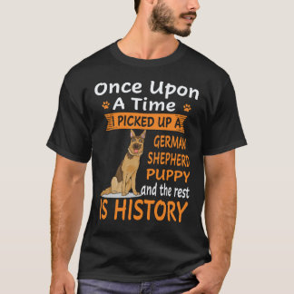 37 Einmal hob ich einen Deutschen Schäferhund auf  T-Shirt