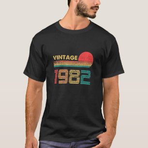 39 Jahre alt Geburtstag Vintager Klassiker Geboren T-Shirt