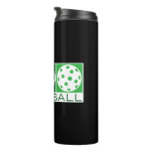 3 Grüne Pickleballs auf Weiß Thermosbecher (Nach rechts gedreht)