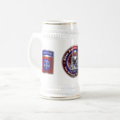 3. Im Flugzeug Abteilung 505. PIR Bierglas (Vorderseite Links)