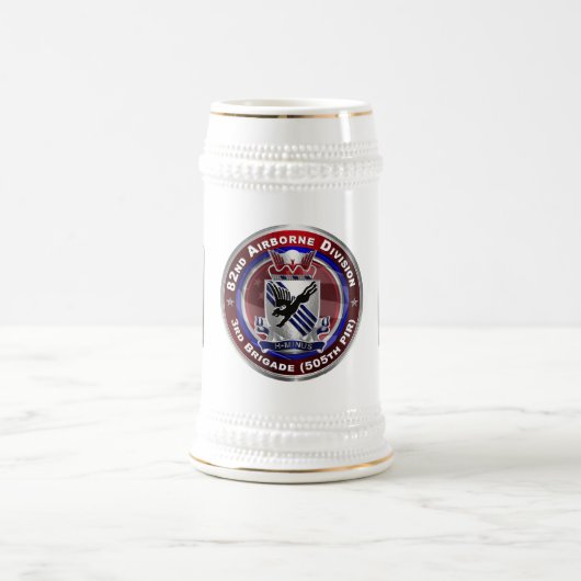 3. Im Flugzeug Abteilung 505. PIR Bierglas (Mittel)
