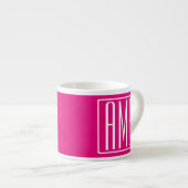 3 Initialen Monogramm | Weiß auf Hot Pink Espressotasse (Vorderseite Rechts)