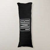 3 Initialmonogramm | Schwarz/Weiß (oder Farbtöne) Seitenschläferkissen (Vorderseite Vertikal)