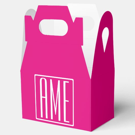 3 Initialmonogramm | Weiß auf heiß rosa Geschenkschachtel (Geöffnet)