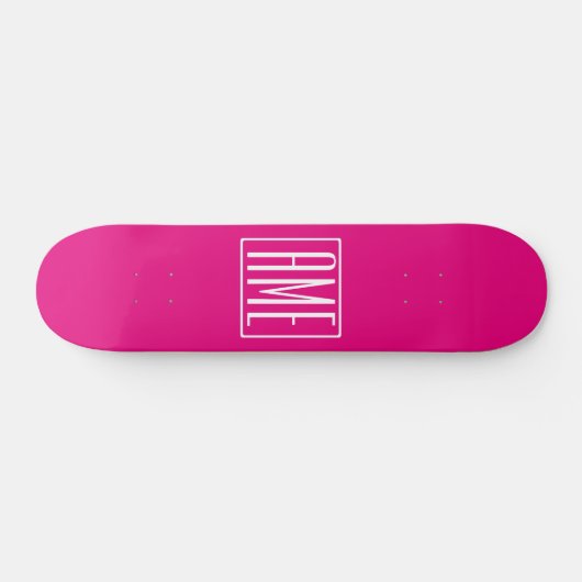 3 Initialmonogramm | Weiß auf heiß rosa Skateboard (Horizontal)