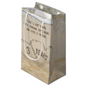 3. Jubiläumsgespräch Kleine Geschenktüte (Vorderseite Schrägansicht)