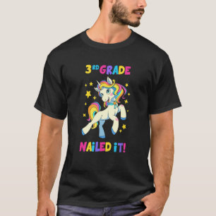 3. Klasse nagelte es ein Einhorn Kinder zurück zur T-Shirt