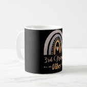 3. Klasse Vibes Rainbow Dritte Klasse zurück zur S Kaffeetasse (Vorderseite Links)