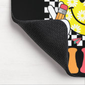 3. Klasse Vibes Retro-Lächeln Gesicht Lehrer Kinde Mousepad (Ecke)