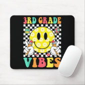 3. Klasse Vibes Retro-Lächeln Gesicht Lehrer Kinde Mousepad (Mit Mouse)
