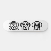 3 kluge Affen Emoji Skateboard (Horizontal)