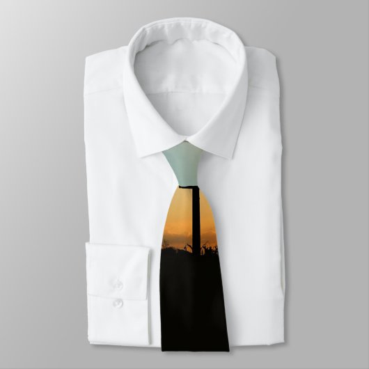 3 Kreuze Krawatte (Gebunden)