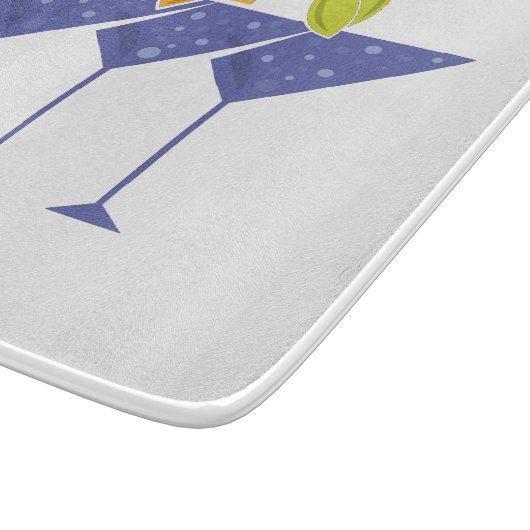 3 Martini Cocktails Thunder_Cove Schneidebrett (Ecke)