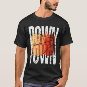 3 Point Shot Basketball Grafik - Innenstadt T-Shirt