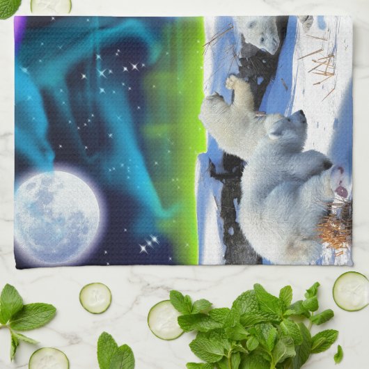 3 Polar Bear Cubs Playing in Snow - Earth Day Art Handtuch (Gefaltet)