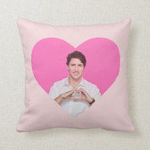 <3 Trudeau Kissen