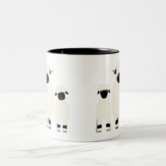 3 Walliser Schafe in Folge Zweifarbige Tasse (Mittel)