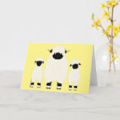 3 Walliser Schwarzer Nasenschaf in einer Reihe Karte (Gelbe Blume)