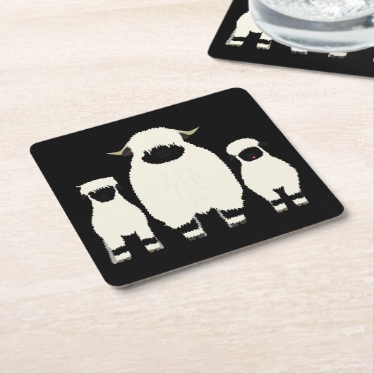 3 Walliser Schwarzer Nasenschaf in einer Reihe Rechteckiger Pappuntersetzer (angewinkelt)