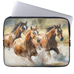 3 wilde Pferde Bach Aquarellmalerei Laptopschutzhülle