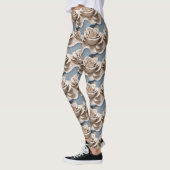 3D-gerenderte Rosen in Blautönen und Weiß Leggings (Links)